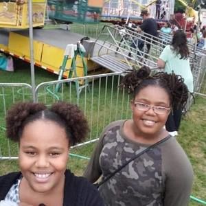 Meet your Posher, Cecile